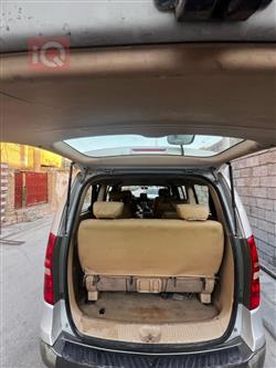 Hyundai H-1